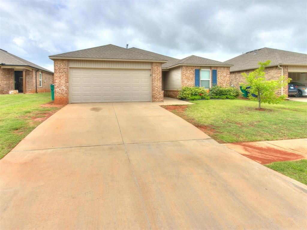 11544 NW 100th Street, Yukon, OK 73099 Main Photo