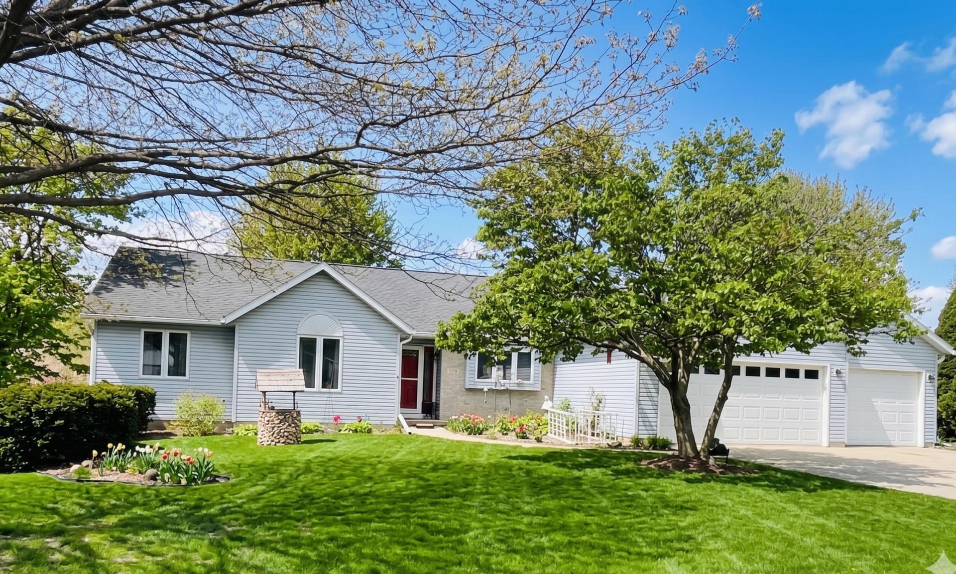 170 Saratoga Circle Oregon, WI 53575