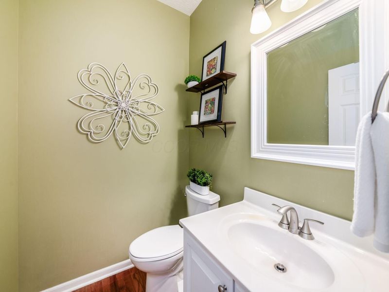 2007 Parklawn Drive , Lewis Center, OH 43035 Photo 16