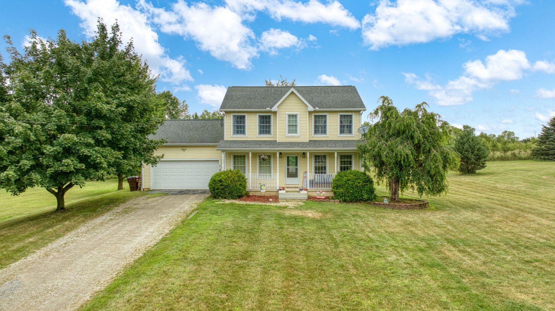 1298 E Carleton Road, Adrian, MI 49221 Main Photo