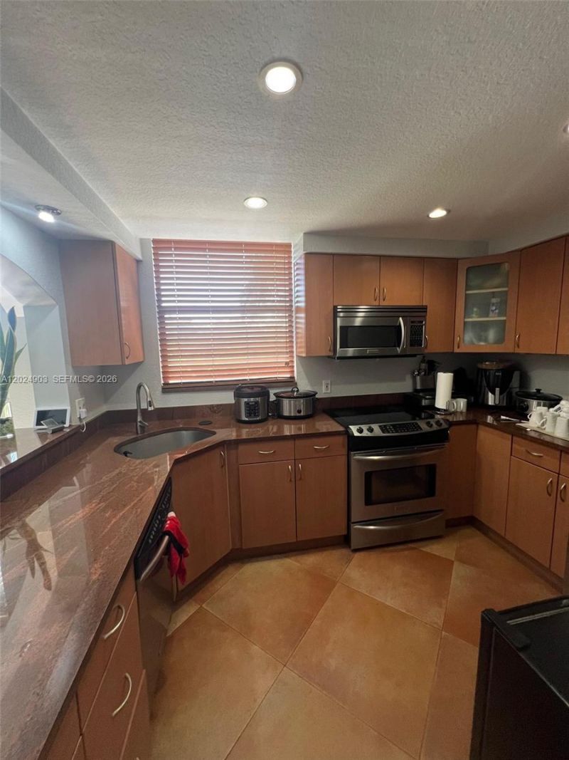 8411 Forest Hills Dr , Unit 308, Coral Springs, FL 33065 Photo