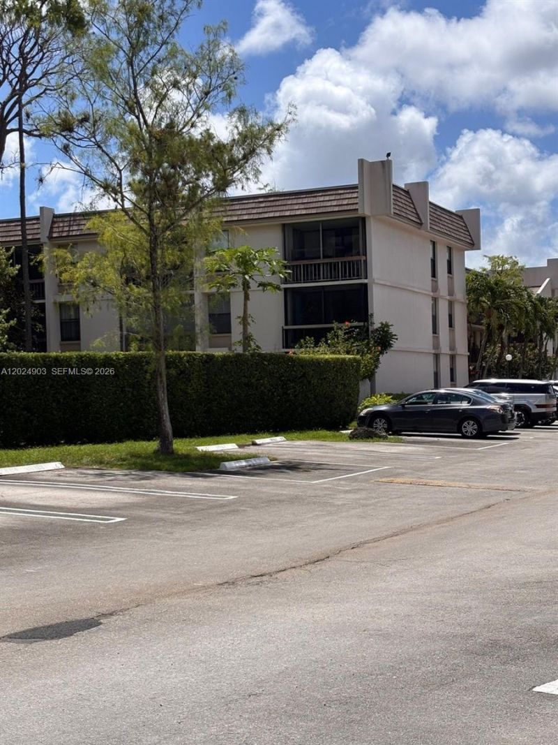 8411 Forest Hills Dr , Unit 308, Coral Springs, FL 33065 Photo