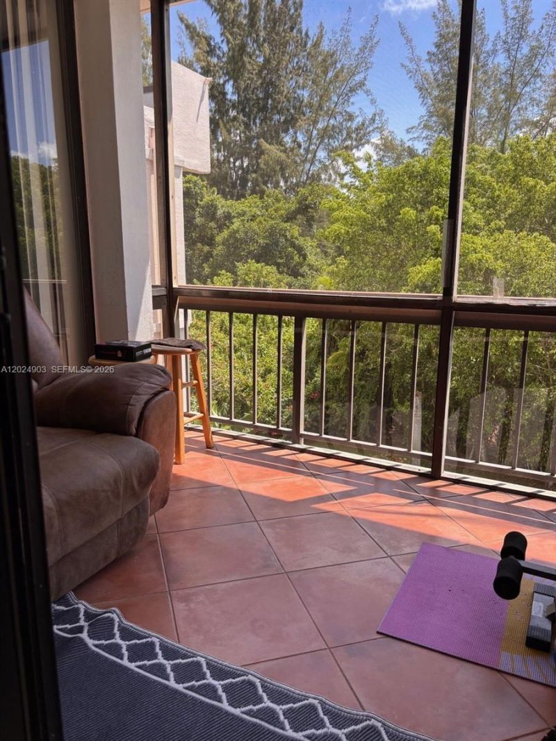8411 Forest Hills Dr , Unit 308, Coral Springs, FL 33065 Photo