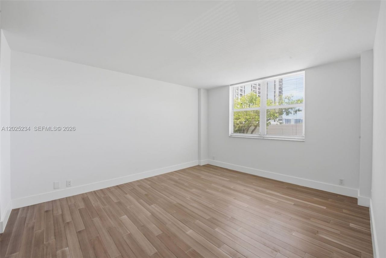 5 Island Ave, Unit 2F, Miami Beach, FL 33139 Photo