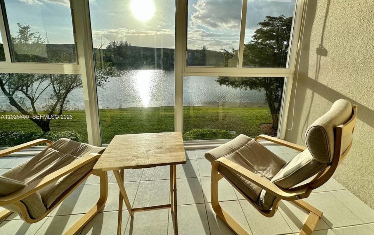 850 SW 138th Ave, Unit 307D, Pembroke Pines, FL 33027 Photo