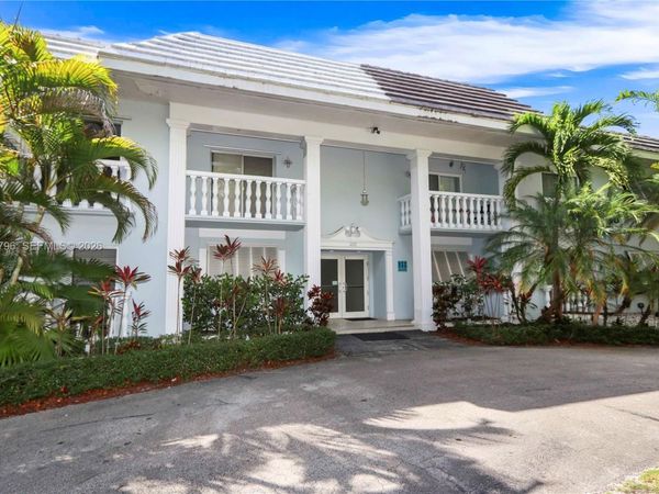 1200 Mariposa Ave , Unit D201, Coral Gables, FL 33146
