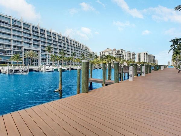 3001 NE 185th St , Unit 610, Aventura, FL 33180