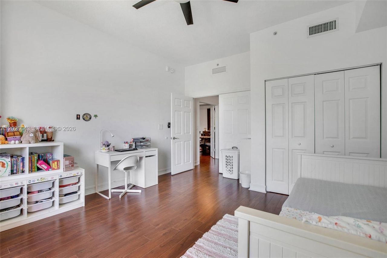 3001 NE 185th St , Unit 610, Aventura, FL 33180 Photo