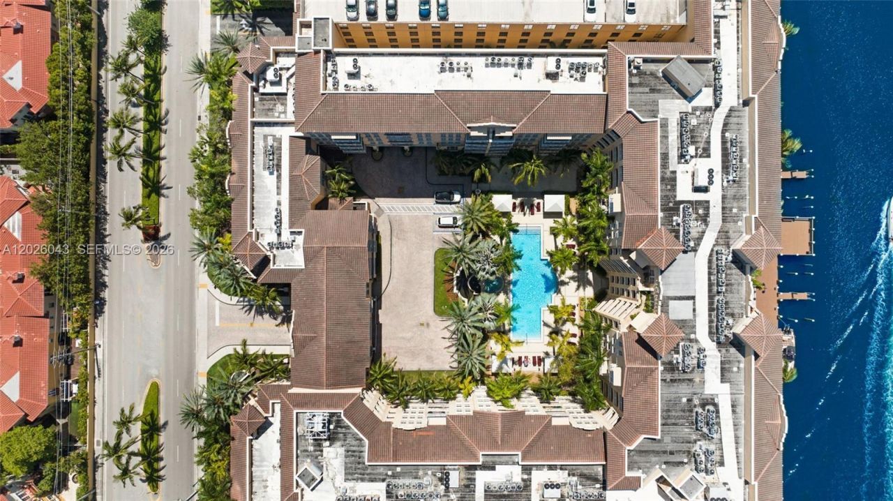 3001 NE 185th St , Unit 610, Aventura, FL 33180 Photo