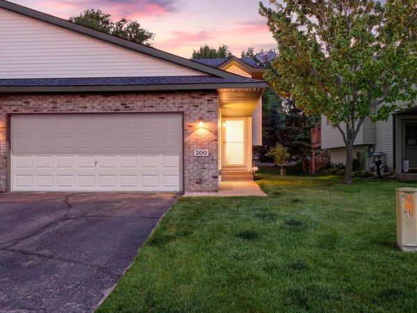 200 21st Avenue SW, Cambridge, MN 55008