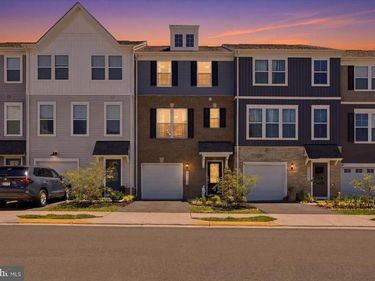 10545 WATERBURY WOODS WAY, MANASSAS, VA 20112