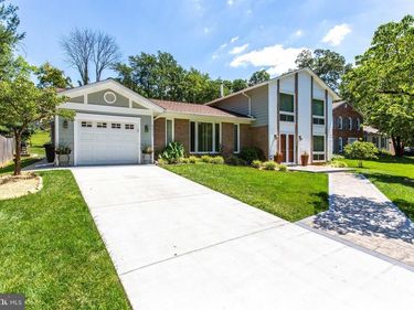 9212 ARABIAN AVENUE , VIENNA, VA 22182
