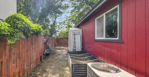 2434 Fieldcrest Drive, Carson City, NV 89701 Photo