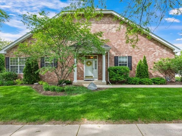 4093 Pheasant Court , St. Charles, IL 60174