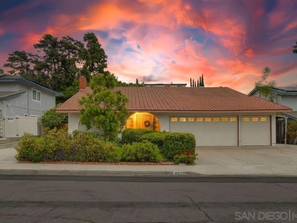 6221 Lake Athabaska Place, San Diego, CA 92119