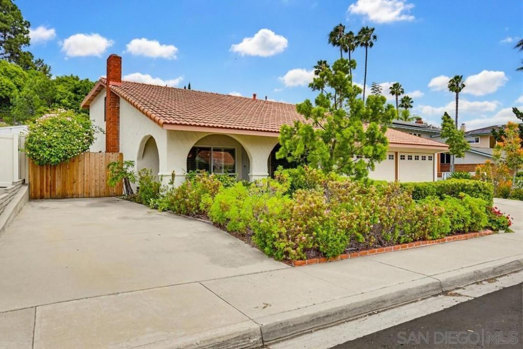 6221 Lake Athabaska Place, San Diego, CA 92119 Main Photo