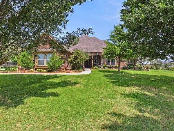 186 Las Colinas Trail, Cross Roads, TX 76227