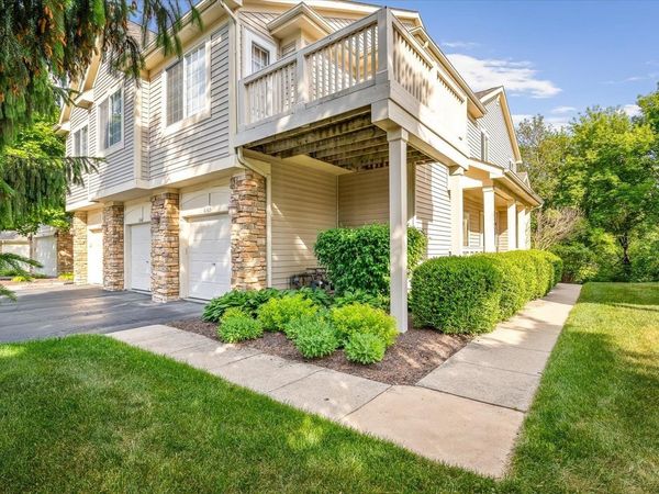 6365 Commonwealth Drive, LOVES PARK, IL 61111