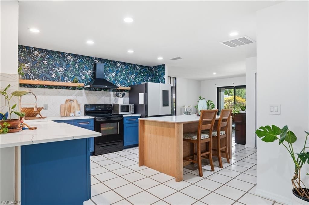 5837 Tallowood Cir, Fort Myers, FL 33919 Photo