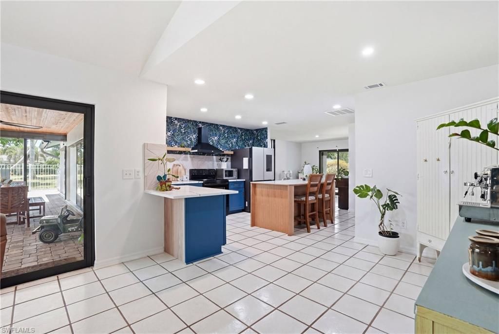 5837 Tallowood Cir, Fort Myers, FL 33919 Photo
