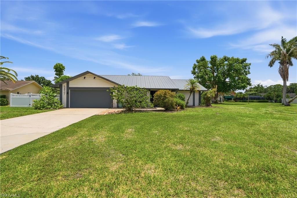5837 Tallowood Cir, Fort Myers, FL 33919 Photo