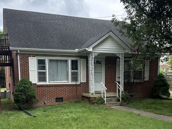 209 Dogwood St , Carthage, TN 37030