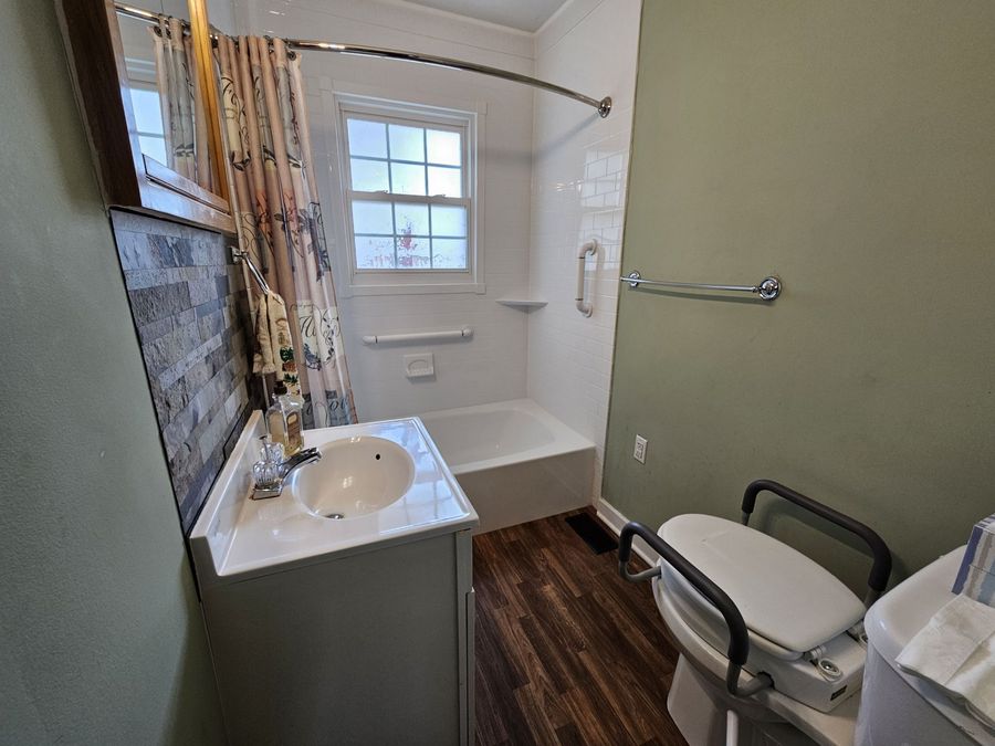 Property Image 33