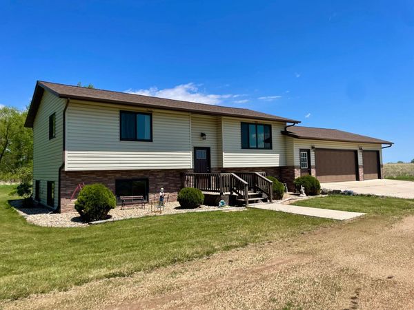 1658 231st Street, Garvin, MN 56132