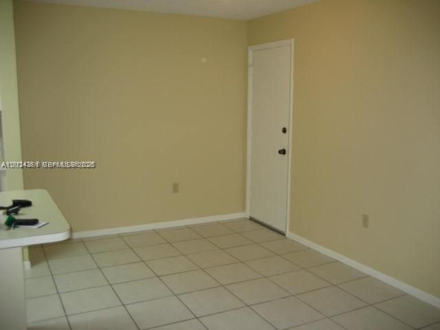 10744 N Kendall , Unit M-18, Miami, FL 33176 Photo
