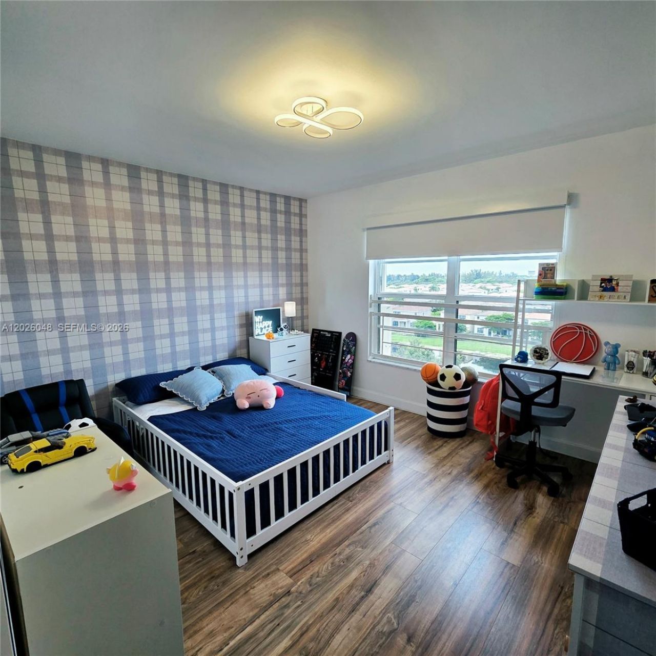 800 NE 195th St , Unit 720, Miami, FL 33179 Photo