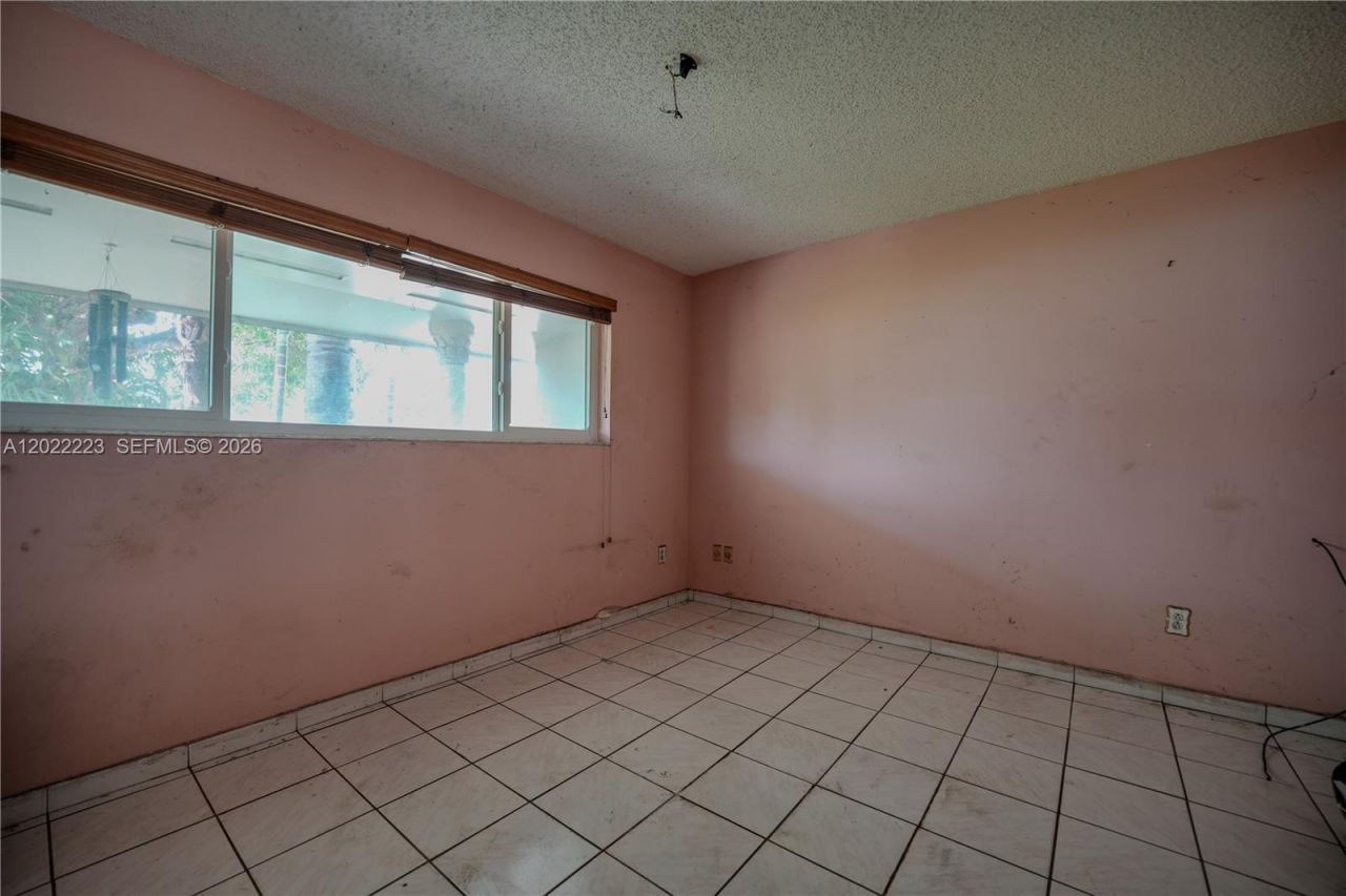9921 SW 165th Ter , Miami, FL 33157 Photo
