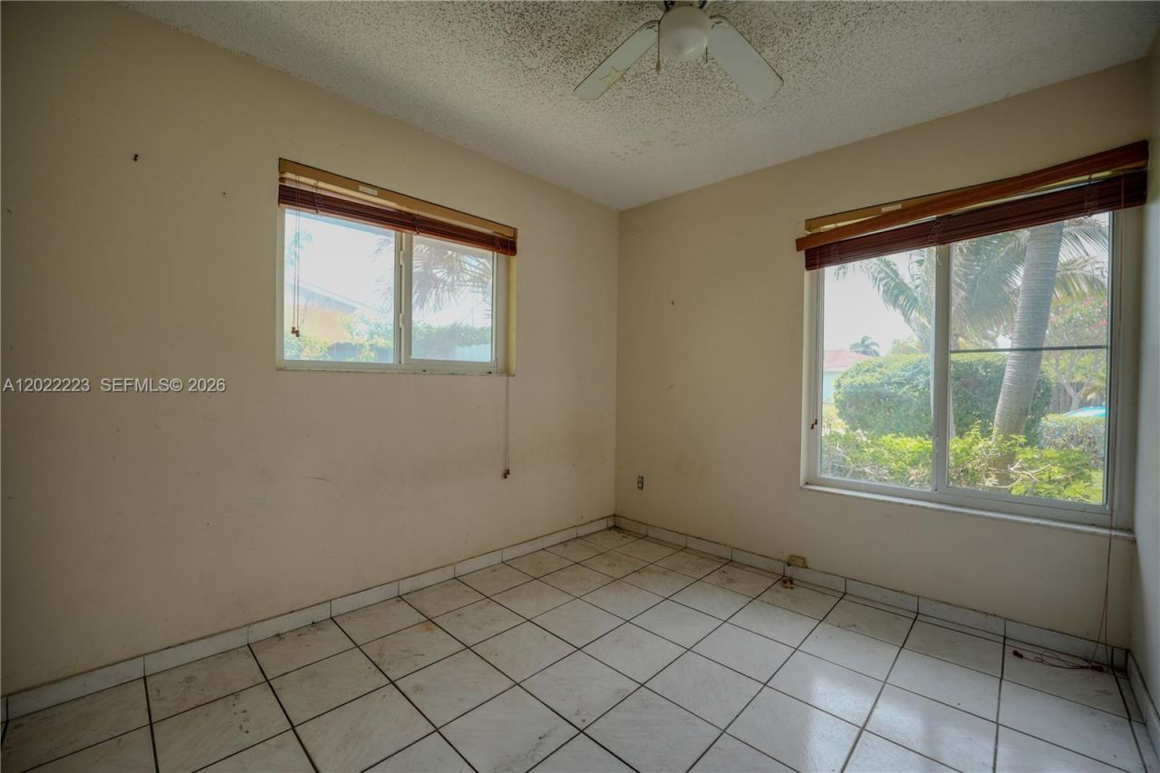 9921 SW 165th Ter , Miami, FL 33157 Photo