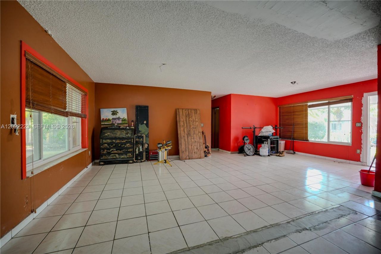 9921 SW 165th Ter , Miami, FL 33157 Photo