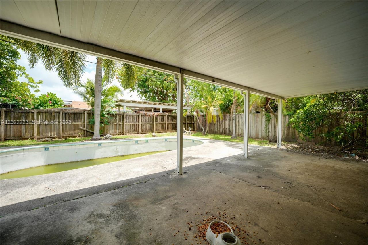 9921 SW 165th Ter , Miami, FL 33157 Photo