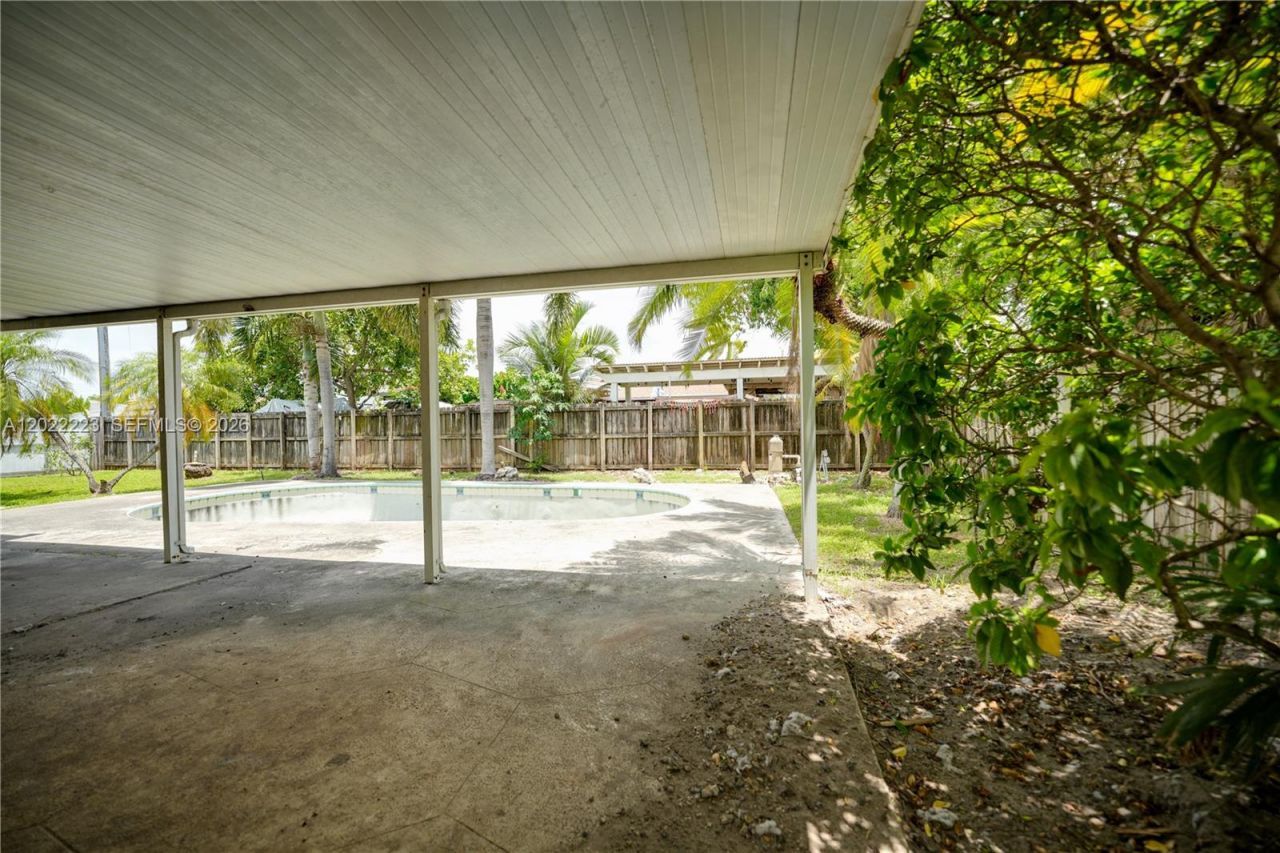 9921 SW 165th Ter , Miami, FL 33157 Photo