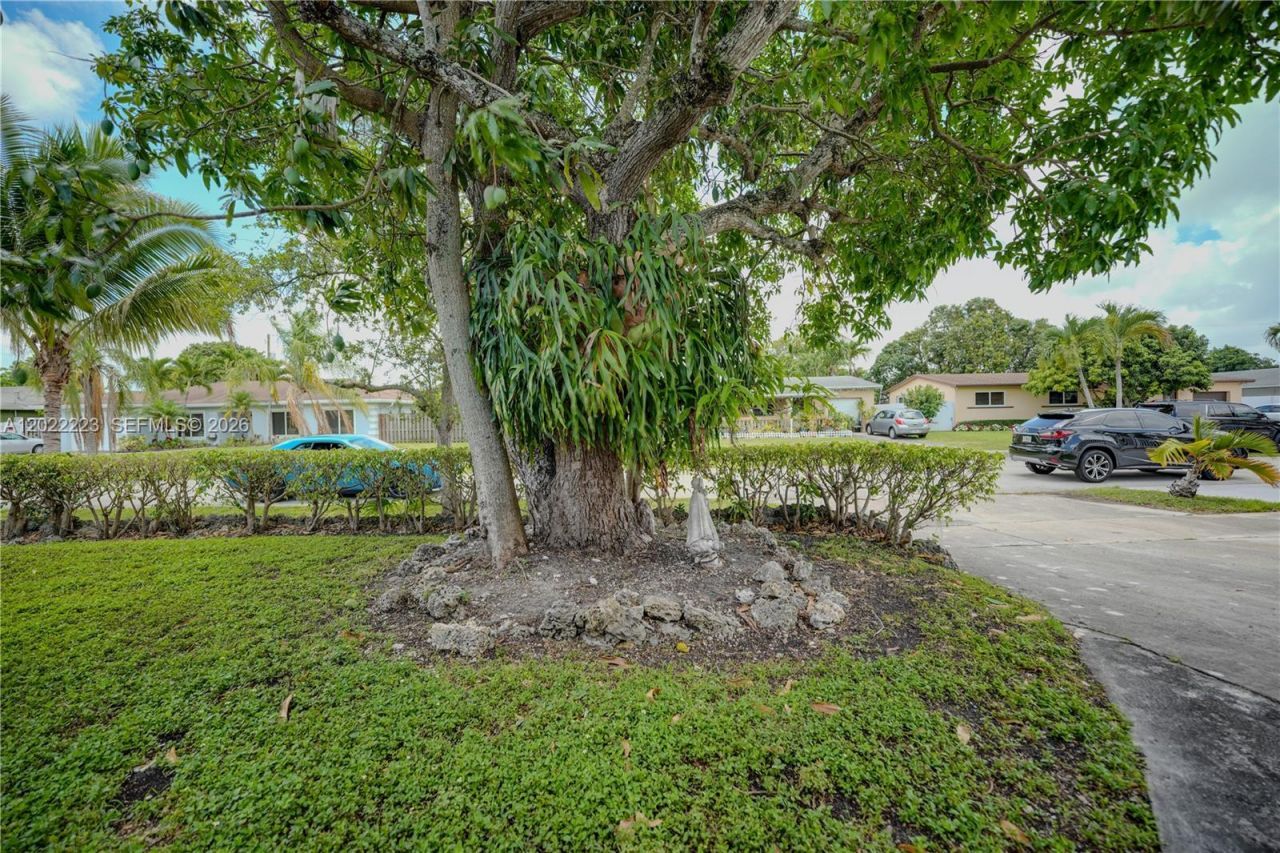 9921 SW 165th Ter , Miami, FL 33157 Photo