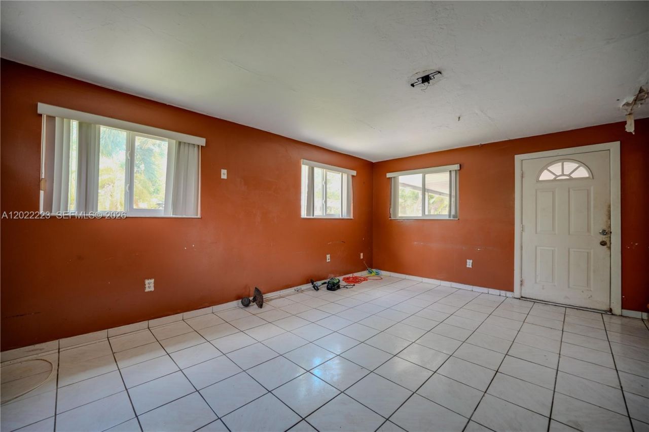 9921 SW 165th Ter , Miami, FL 33157 Photo
