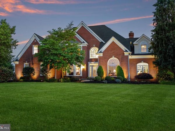 324 RIDGE AVENUE, NEWTOWN, PA 18940