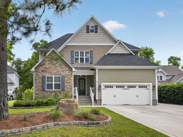 1047 Grandview Drive, Hampstead, NC 28443