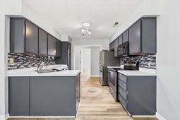 261 Gateway Dr.  photo 4