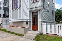 192 President Street photo 4
