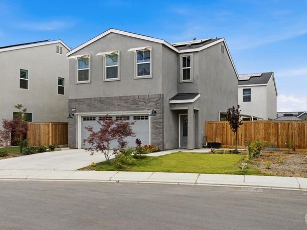 8916 Savona Lane, Shafter, CA 93263