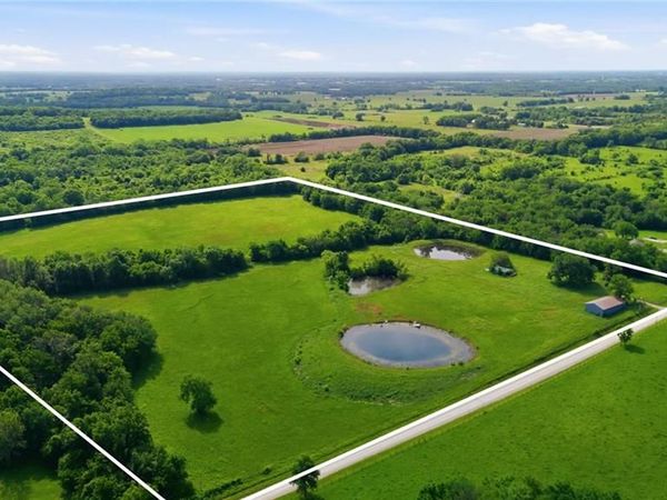33419 S Dorsett Hill Road, Archie, MO 64725
