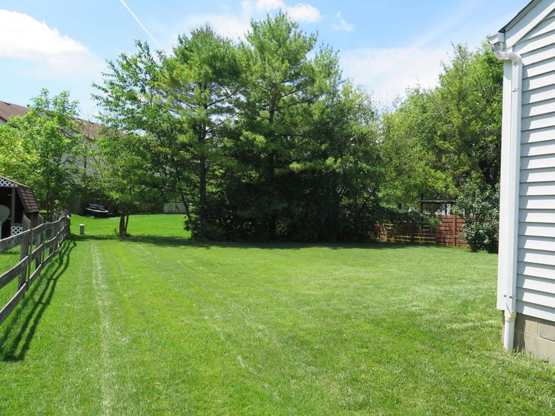 1921 Lost Valley Road, Powell, OH 43065 Photo 3
