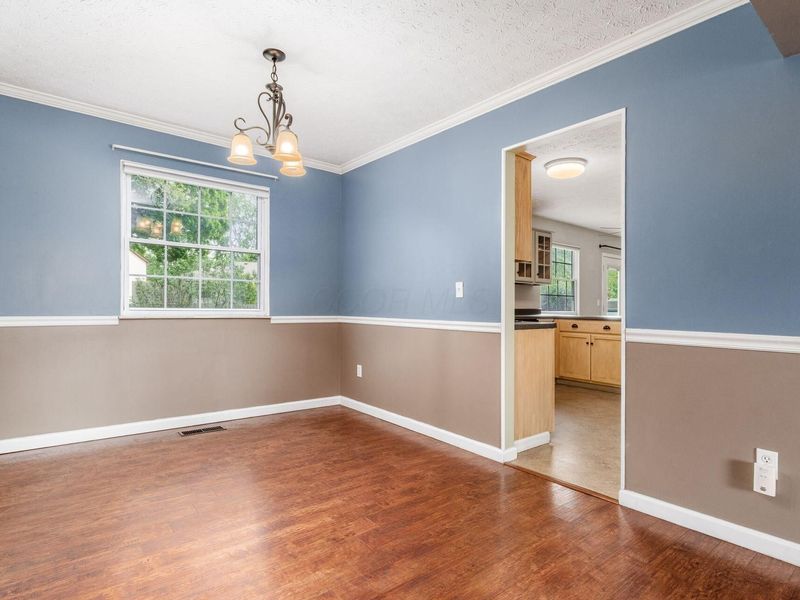 471 Doverwood Drive, Reynoldsburg, OH 43068 Photo 4