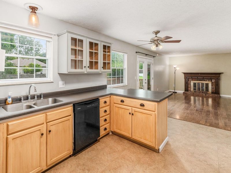 471 Doverwood Drive, Reynoldsburg, OH 43068 Photo 8