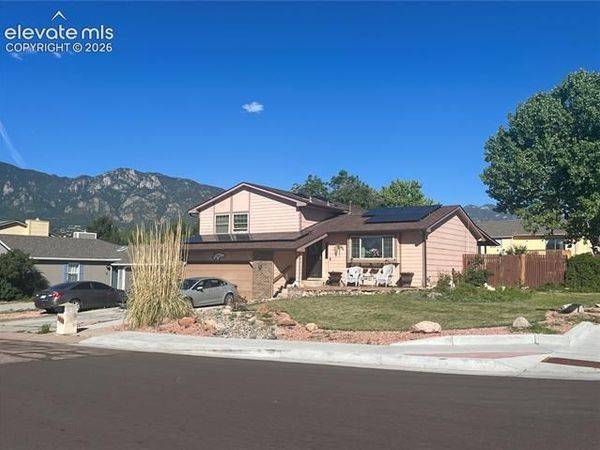 3910 Rosemere Street, Colorado Springs, CO 80906