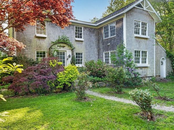17 Quail Trl, Westport, MA 02790