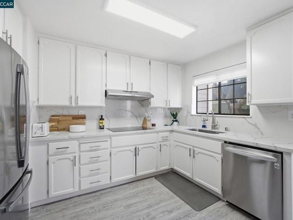 767 Military E, Benicia, CA 94510