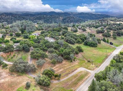 4860 Silk Tree Ln, Cool, CA 95614 Photo